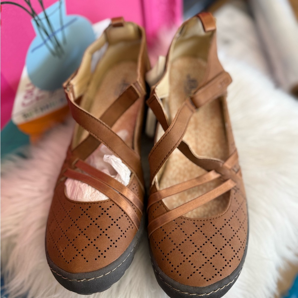 Women's Brown Strappy Shoes